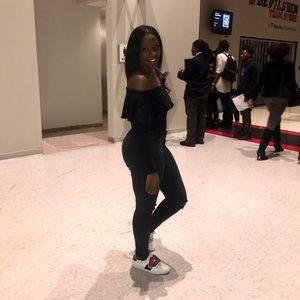 Meet your Posher, Shanik